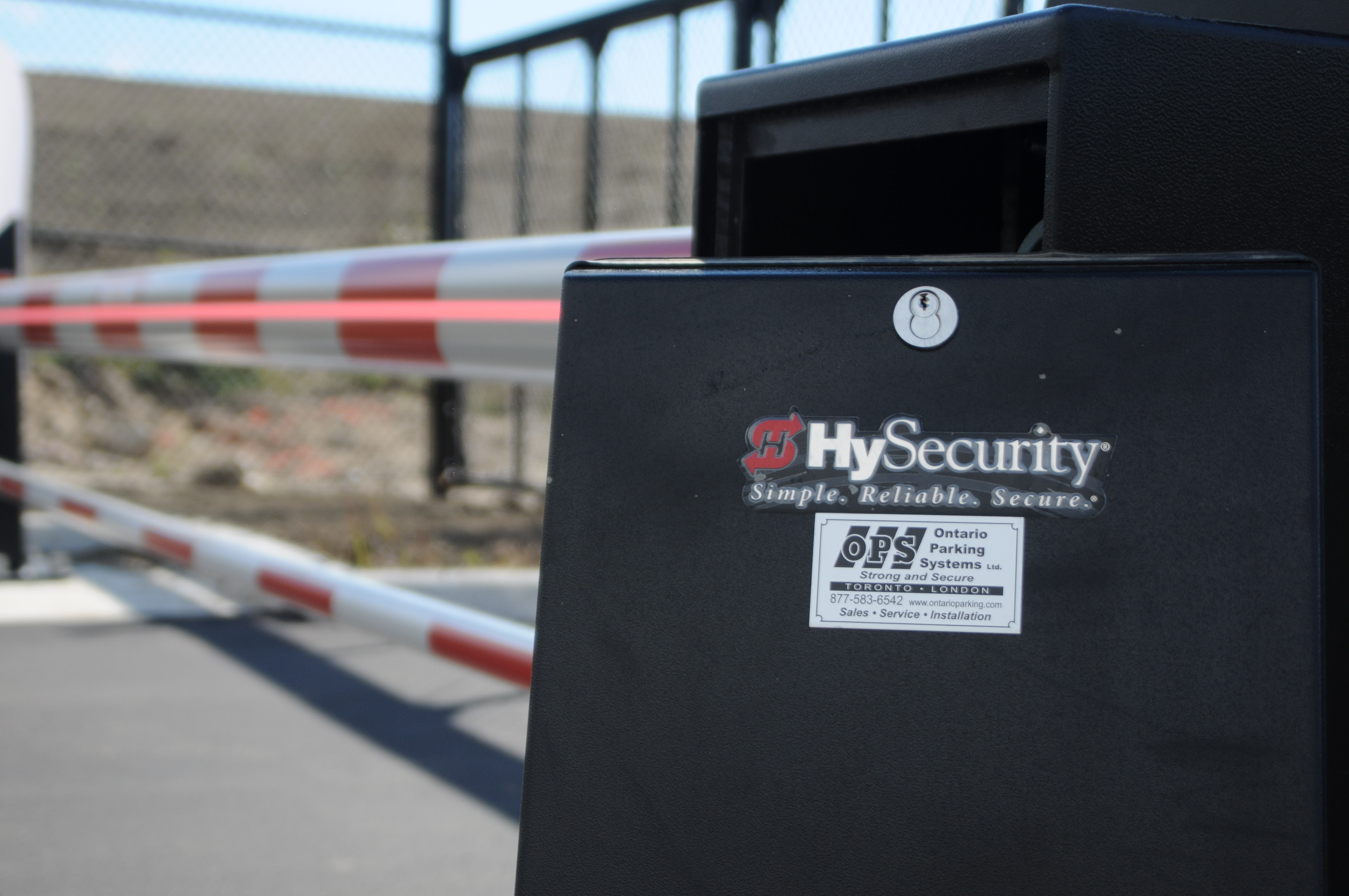 HySecurity automatic crash rated parking gate operator